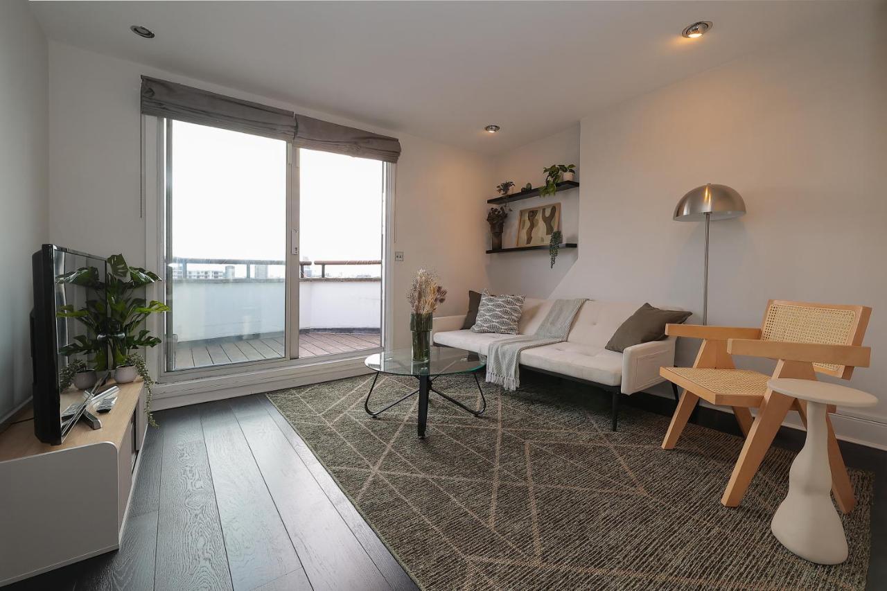2 Bedroom Chic Apartment With Private Balcony In Notting Hill London Exterior photo